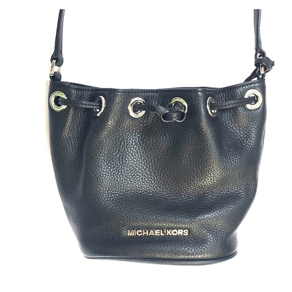 Michael Kors Handbags - Michael Kors Small Crossbody